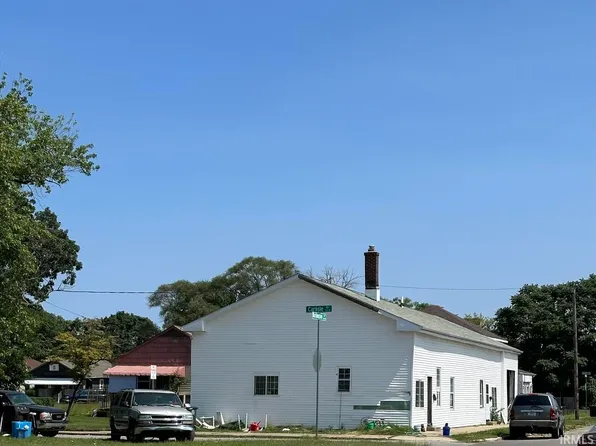 2241 W Washington St, South Bend, IN 46628