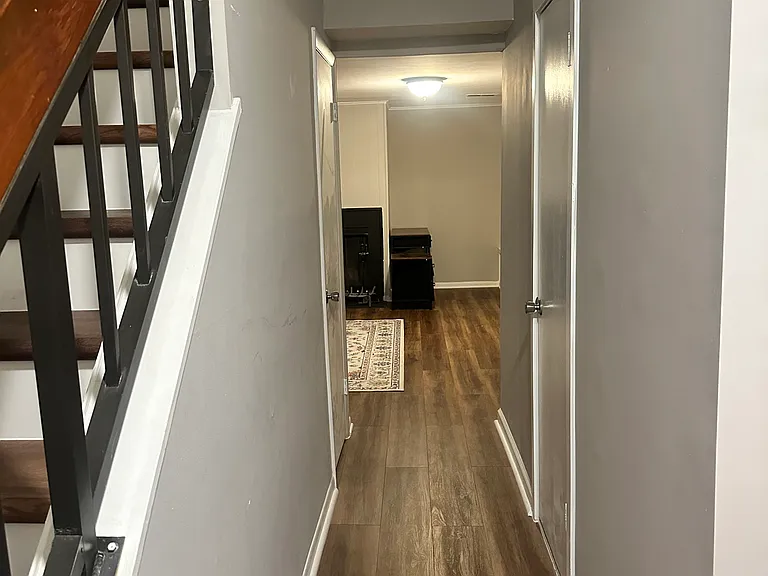 7904 Towerbell Ct — Photo 8