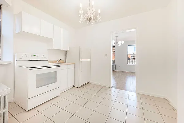 Rented by REAL New York | media 12