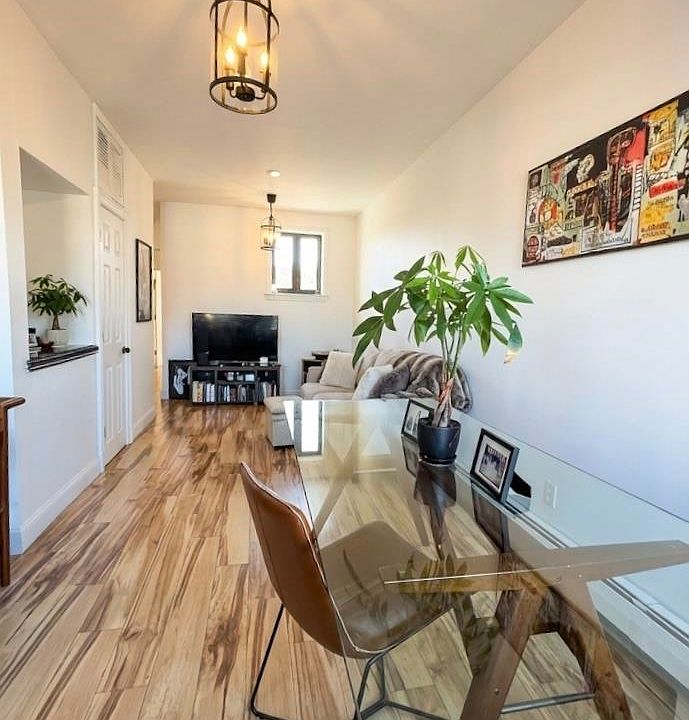1st image of 316 27th St APT 3