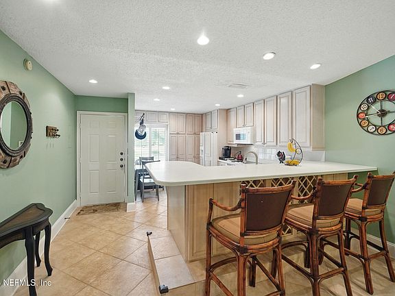 5th image of 501 MARSH COVE Lane