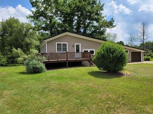 5255 Lakeview Dr, Edinboro, PA 16412