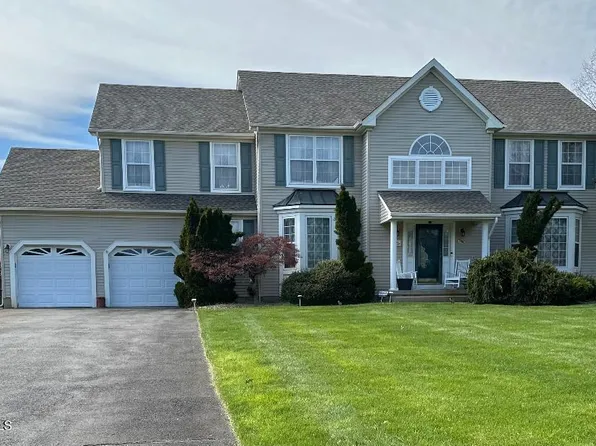 216 Ambiance Boulevard, Freehold, NJ 07728