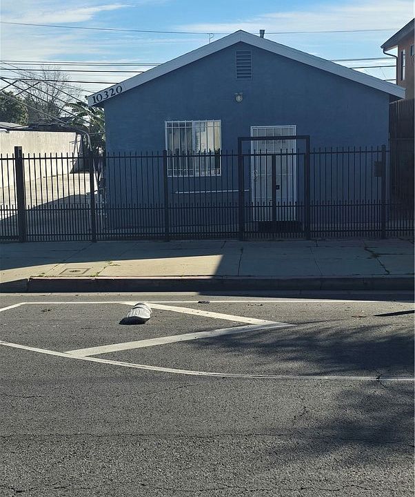 1st image of 10320 South Broadway