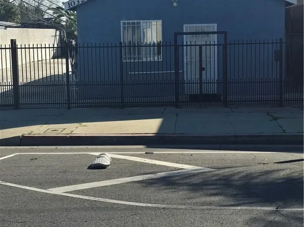 10320 South Broadway, Los Angeles, CA 90003