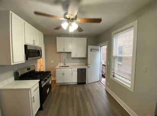 1019 W 18th St #1R, Chicago, IL 60608
