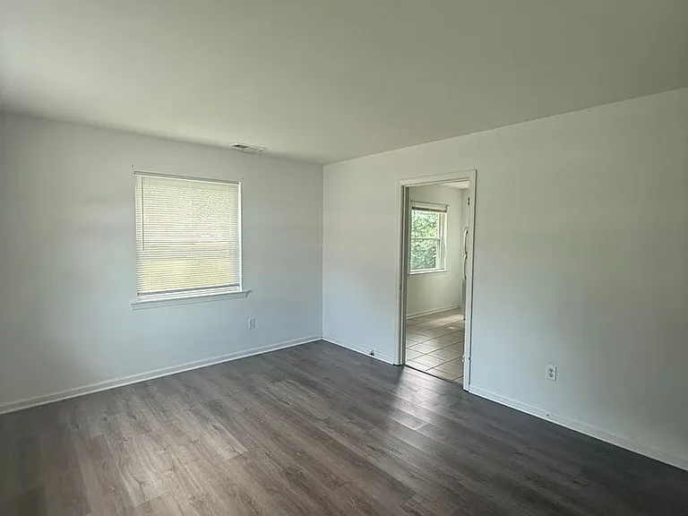 7983 Martha St — Photo 3