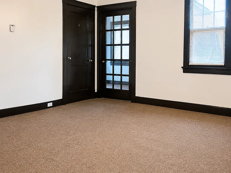 519 Hill Ave — Photo 11