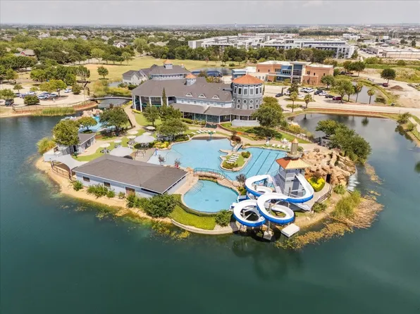 713 Lighthouse Ln, Aubrey, TX 76227