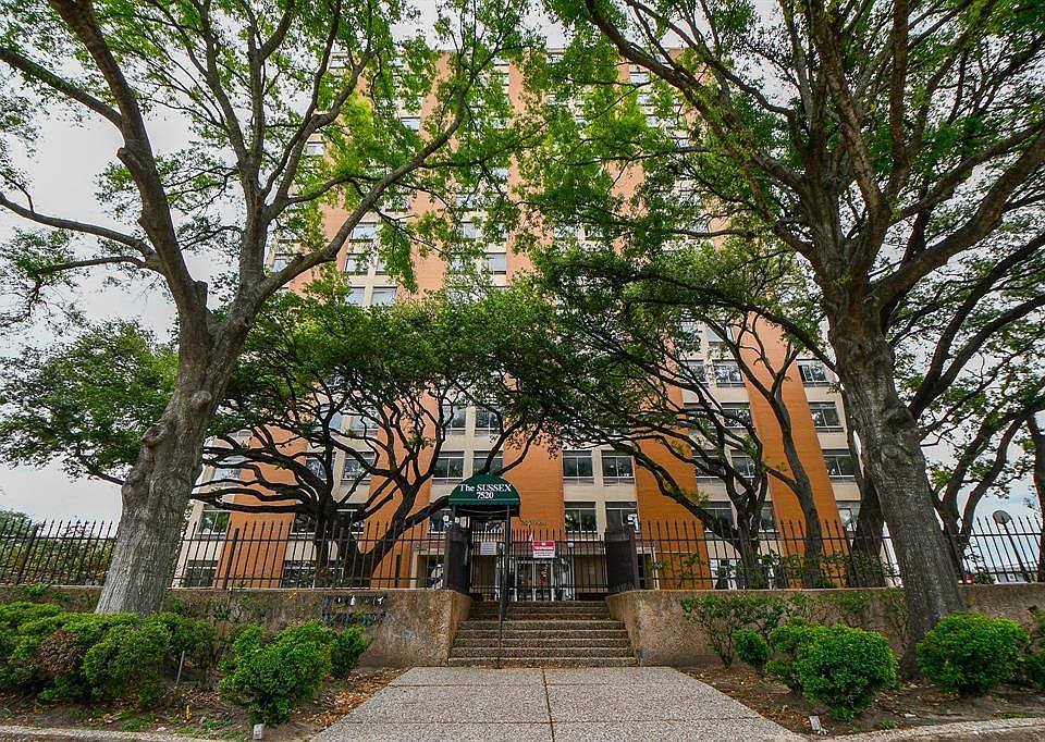 1st image of 7520 Hornwood Dr APT 406