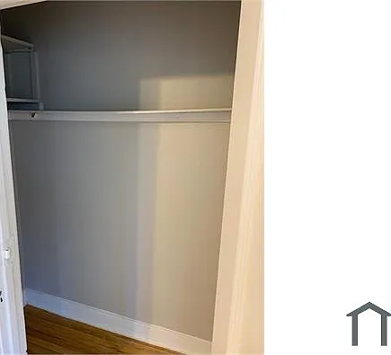 2451 W 80th St #3 — Photo 10