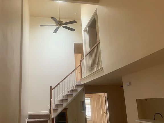 3rd image of 5440 Trumpet Vine Ct