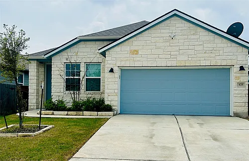 428 Gaida Loop Photo 1