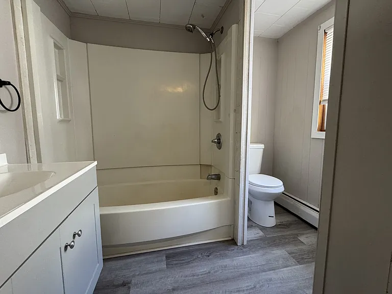 397 W Main St #1 — Photo 8