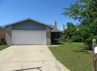 38 Campeche Cir, Galveston, TX 77554