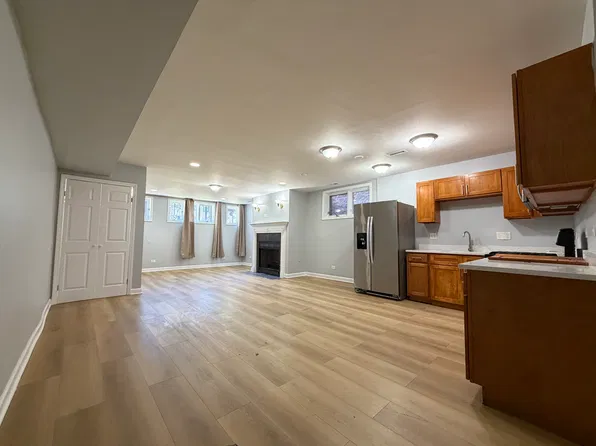 5416 S Michigan Ave Unit G, Chicago, IL 60615