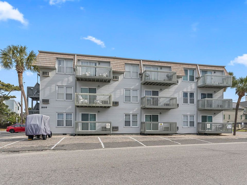 1st image of 300 47th Ave. S #1C