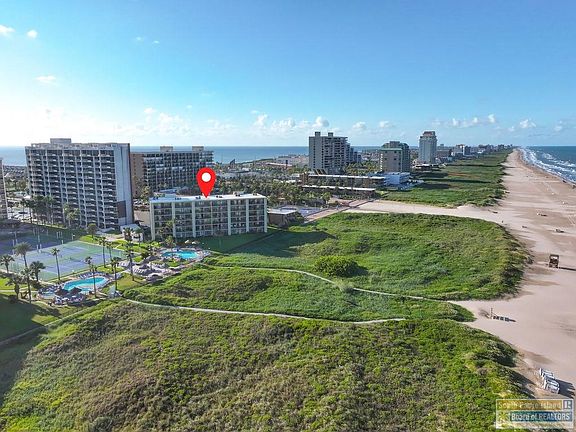 3rd image of 400 Padre Blvd Unit 403