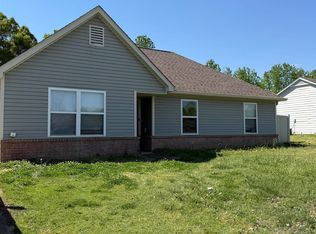 213 W Harmony Dr, Mason, TN 38049