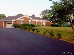 470 Cecil Morgan Rd, Pikeville, TN 37367