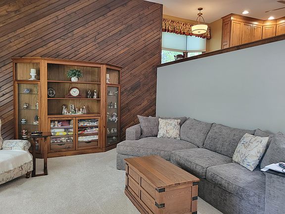 3rd image of 1652 Patoka Ct