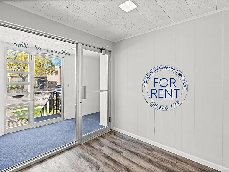 310 E Court St #1 — Photo 12