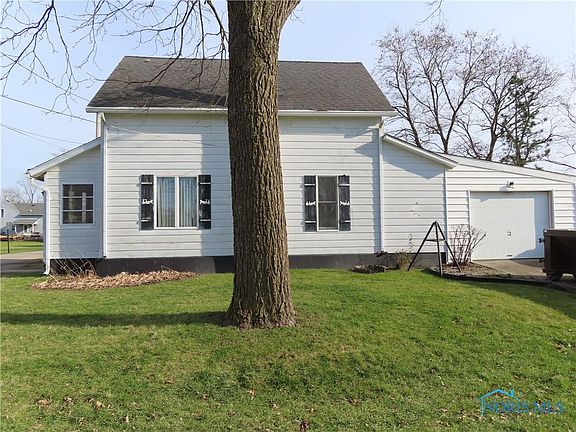 3rd image of 202 Primrose St