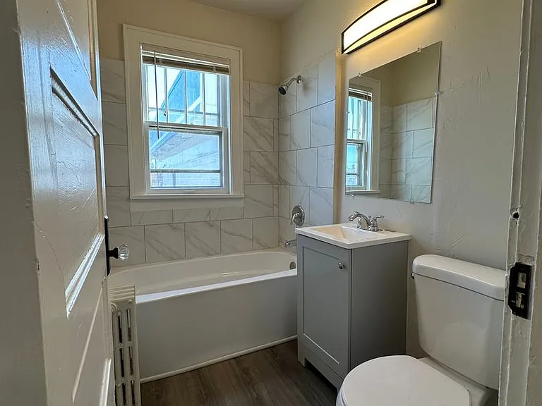 113 S Monroe Ave — Photo 18