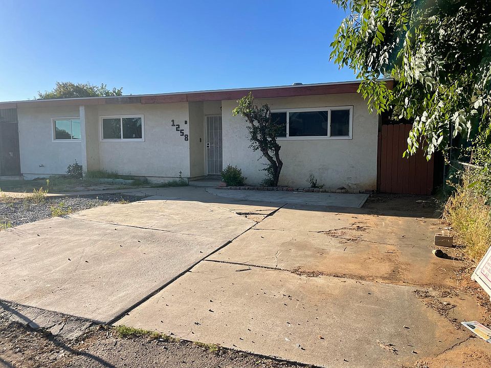1st image of 1258 Persimmon Ave APT B