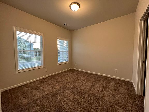 3rd image of 2901 Westgate Park Dr
