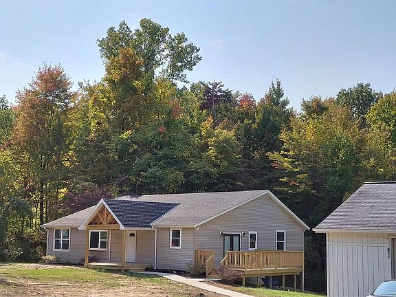 2 car detached garage 