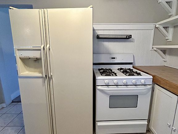 5th image of 3507 E 19th St
