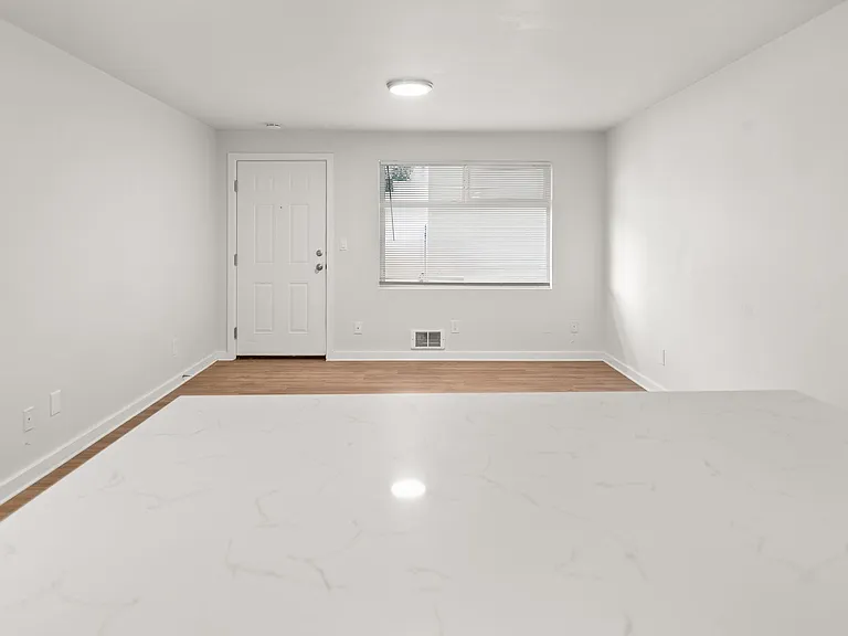 Nordic View | Modern Living in the Heart of Seattle — Photo 5