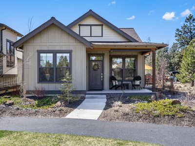 19729 SW River Camp Ln, Bend, OR, 97702