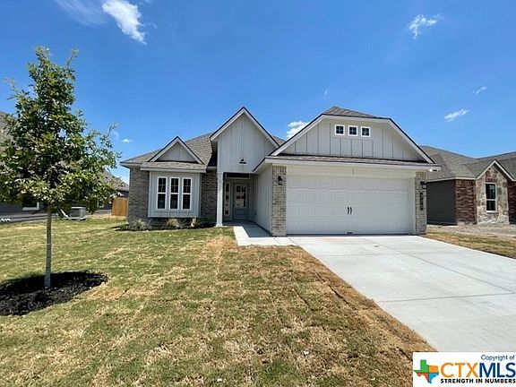 2nd image of 215 Great Hills Dr