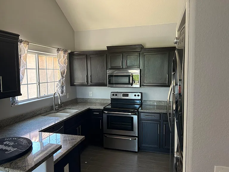 1633 E Lakeside Dr #57 — Photo 4