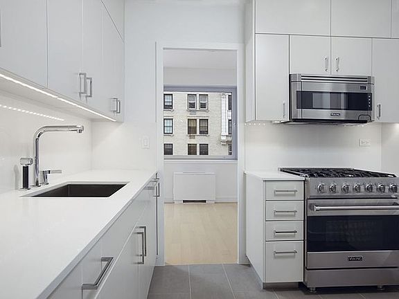4th image of 45 E 89th St APT 4B