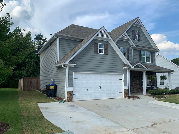 2nd image of 182 Crown Vista Way