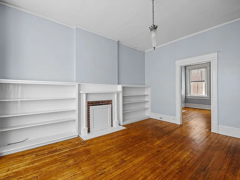 2713 W Grace St — Photo 8