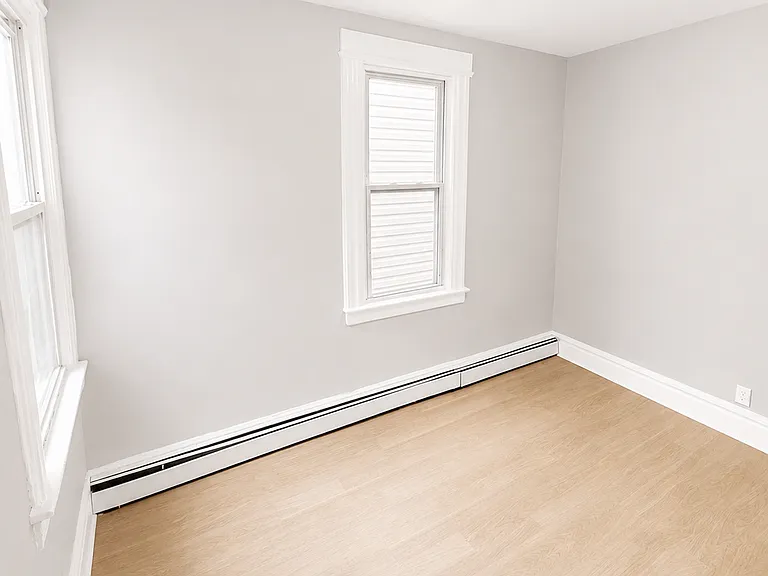 535 21st St #3 — Photo 13