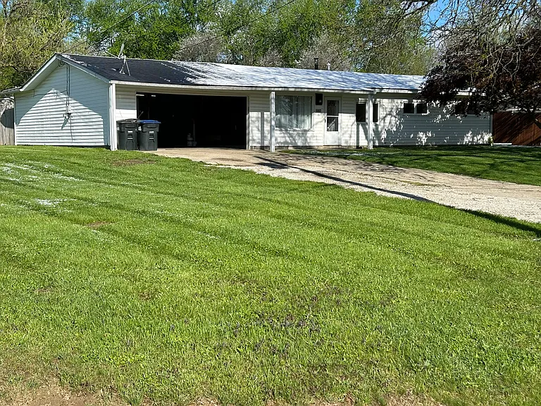 1882 Paul Dr — Photo 67