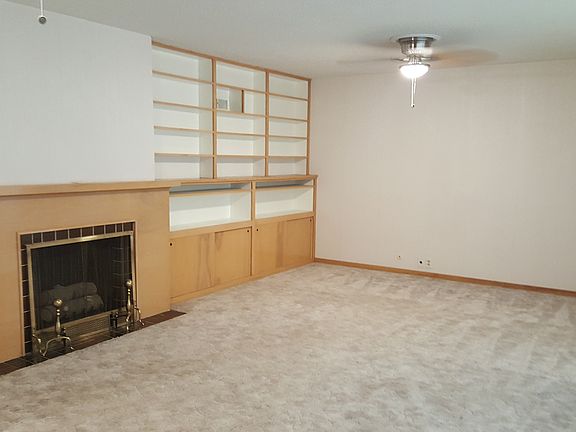 3rd image of 111 S Topeka Ave