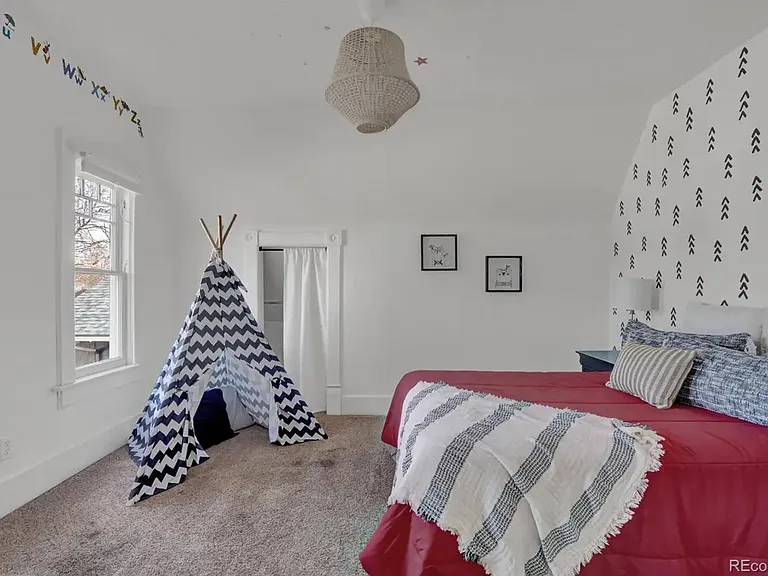 1120 W Colorado Ave — Photo 25