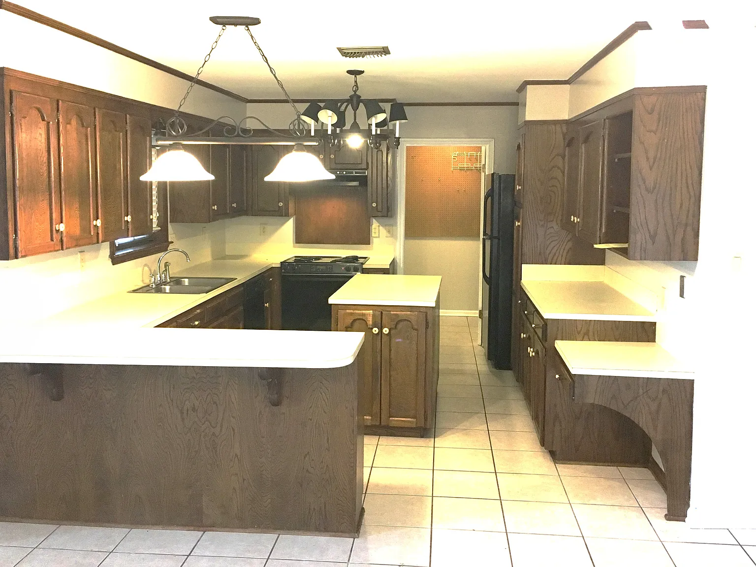 105 Harvest Dr — Photo 3