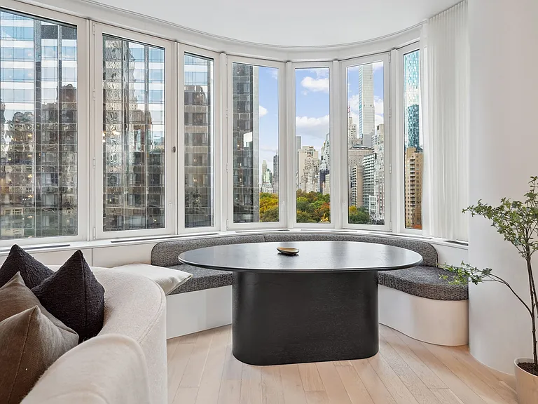 1 W 60th St #12D — Photo 3