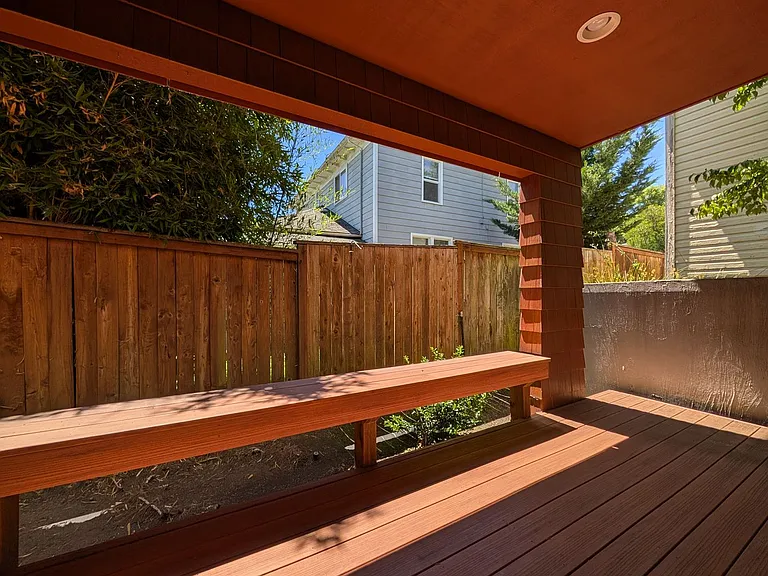 2474 Willamette Aly — Photo 18