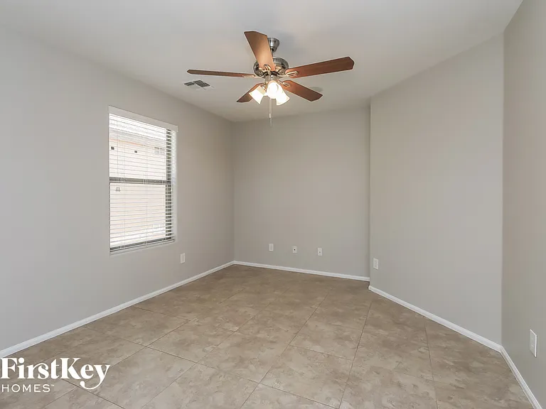 4186 E Aragonite Ln — Photo 11