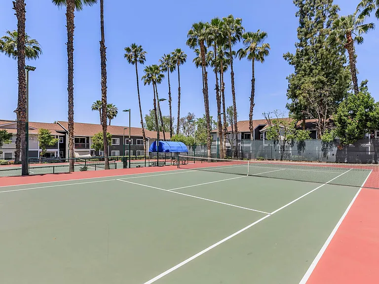 Redlands Lawn & Tennis — Photo 16