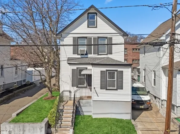 117 Argyle Pl, Kearny Town, NJ 07032