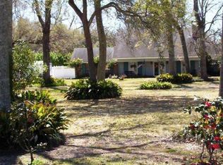 814 Lucerne Dr, New Iberia, LA 70563